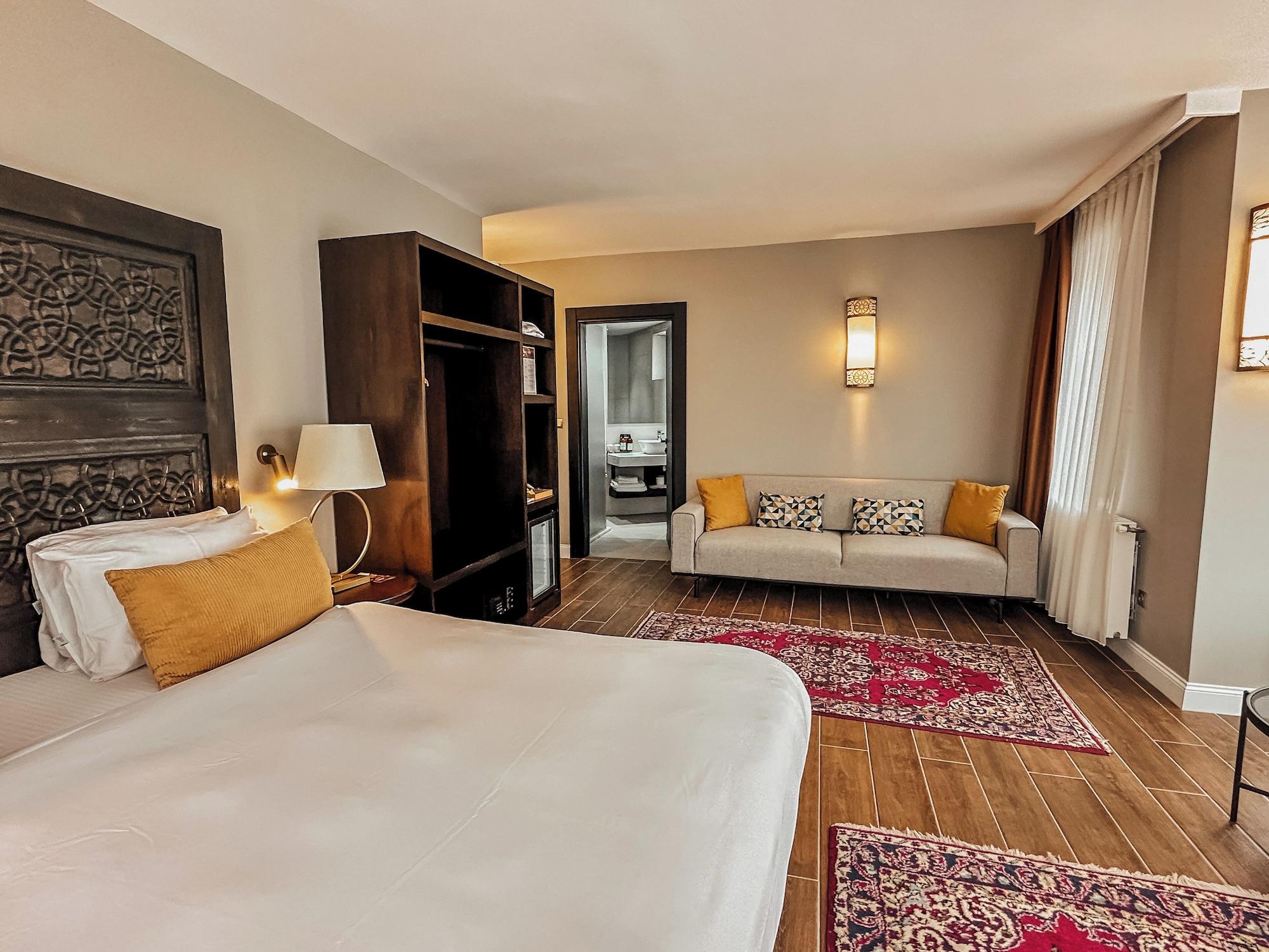 Exclusive, Double Bed