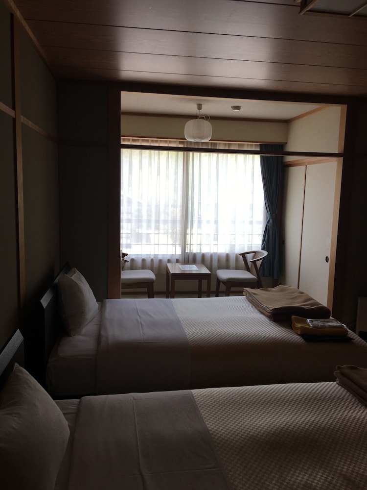 Hirayunomori Annex 22/28