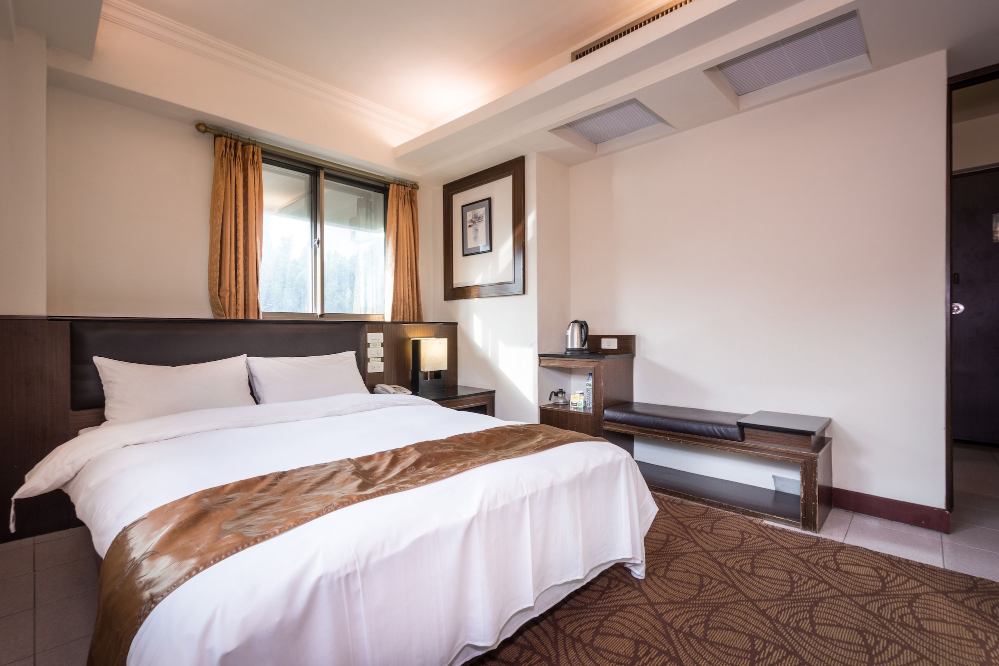 STANDARD, DOUBLE BED
