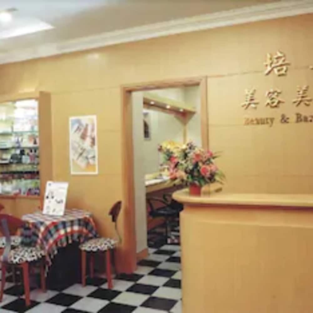Gladden Hotel Fenggang 2/22