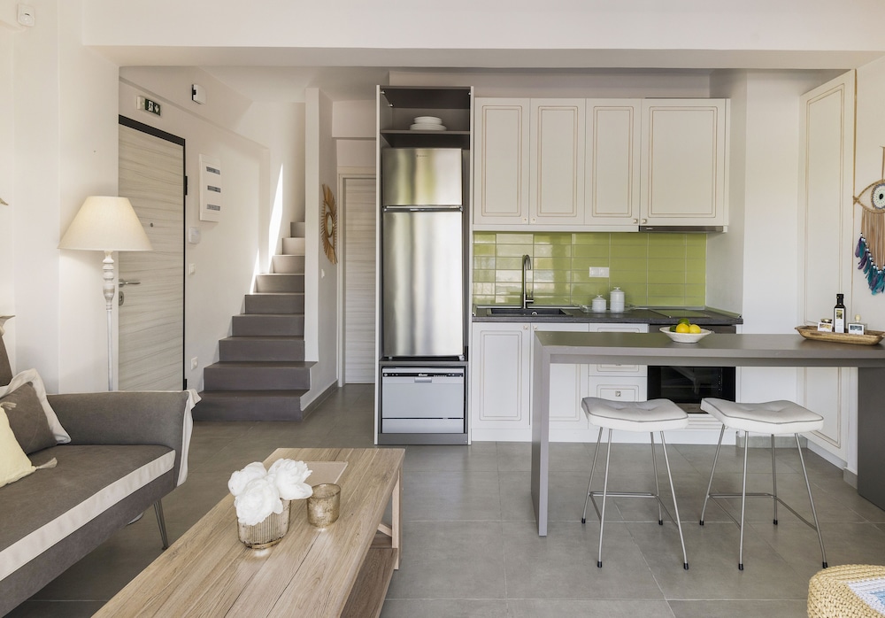 Soleado Luxury Villas 76/79