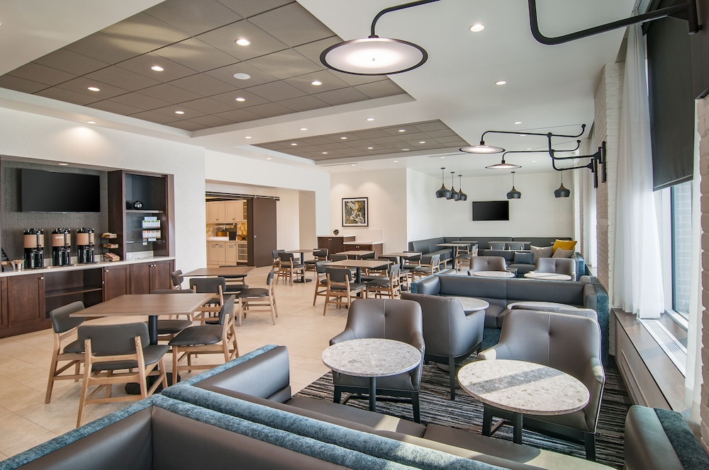 Hyatt Place Sioux Falls - South 18/26