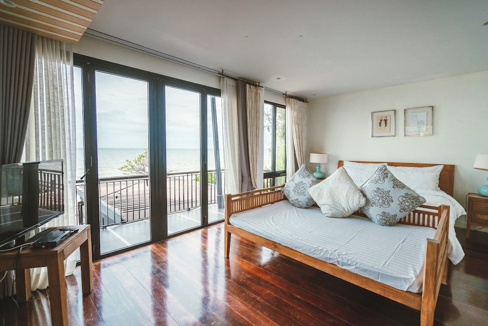 The Blue Sky Resort At Hua Hin 9/53