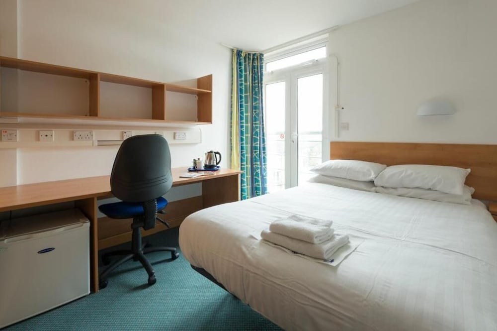 University of Exeter Holland Hall 13/50