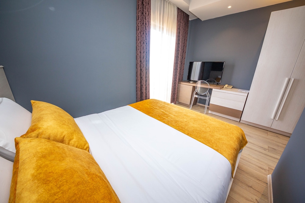 Hotel Apollon 10/64