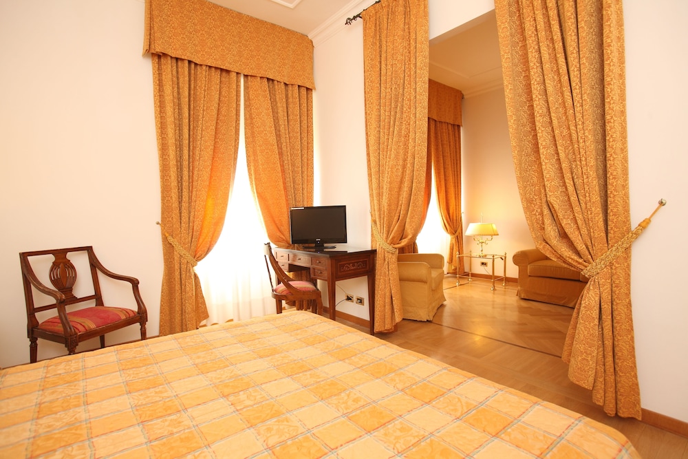 Grand Hotel Villa Balbi 25/42