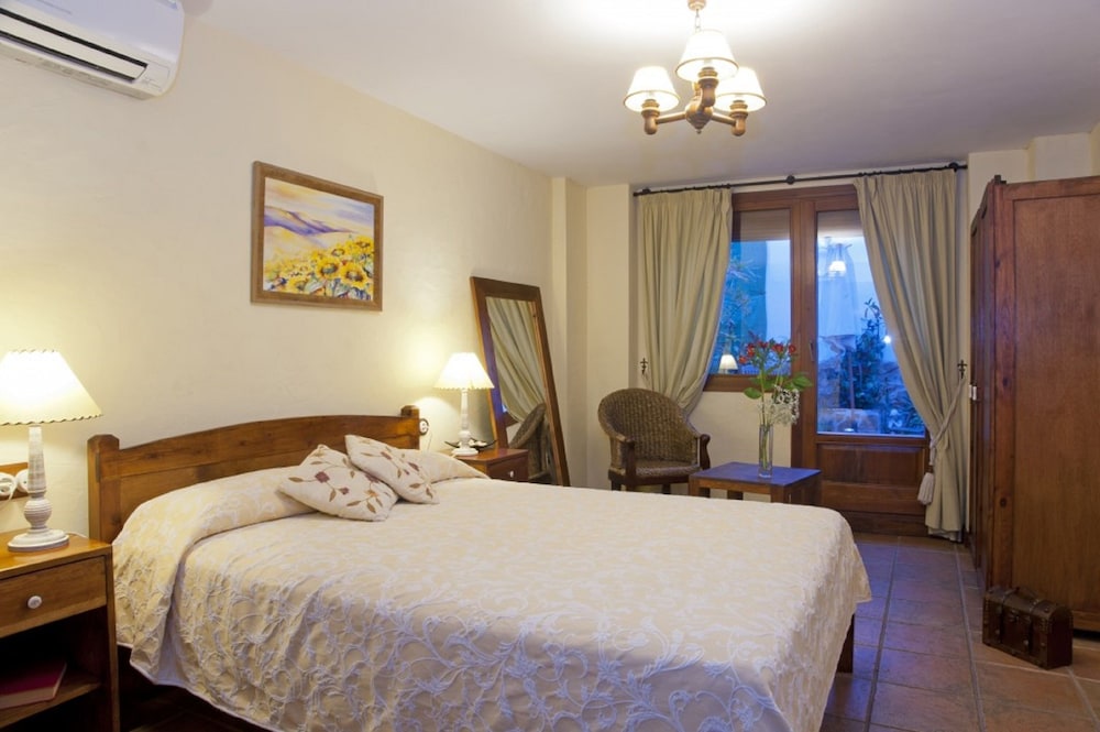 Hotel Triskel 10/50