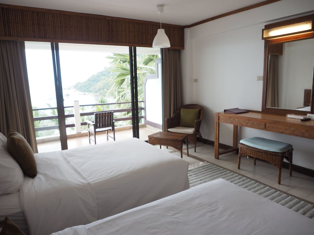 Rayong Resort Hotel 26/65