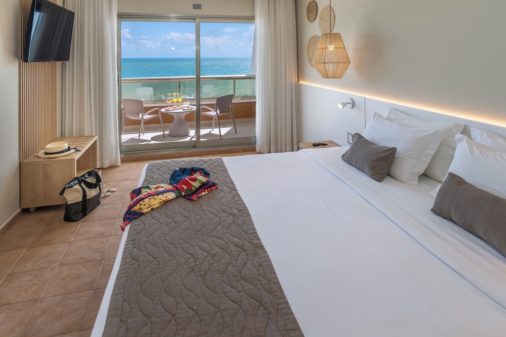 PRIME, JUNIOR SUITE, SEA FRONT