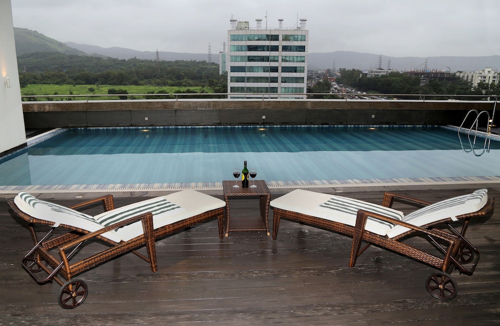 Park Inn by Radisson Navi Mumbai 26/44