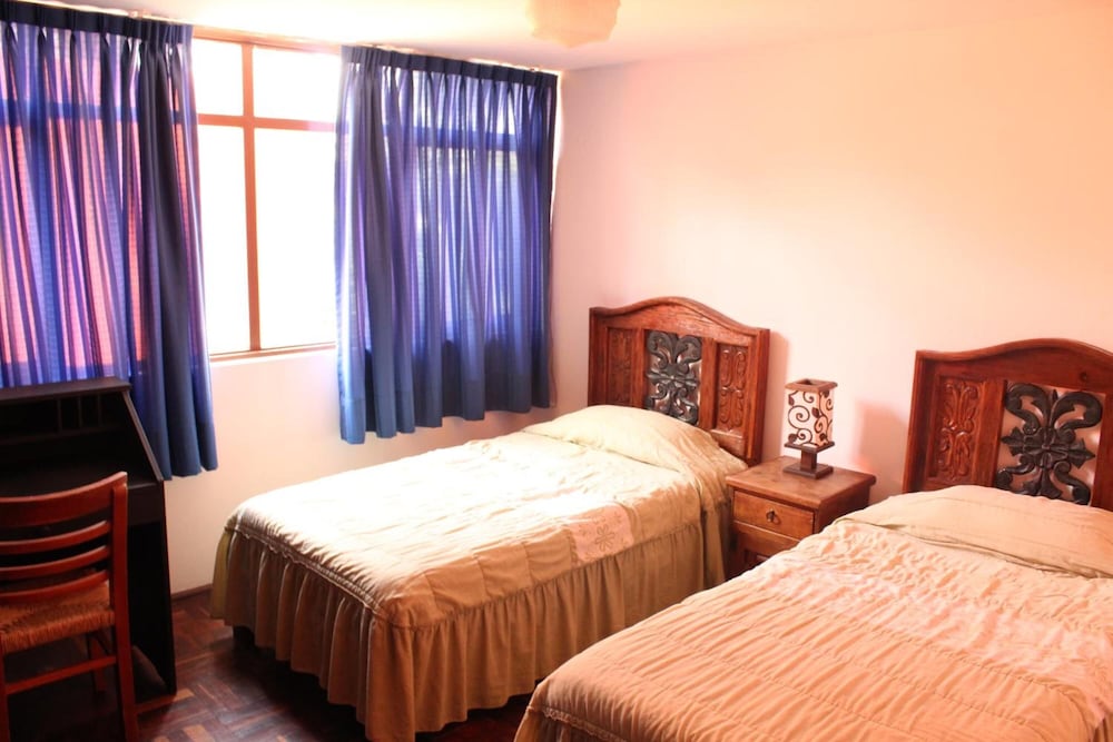 Hostal La Encantada 7/28