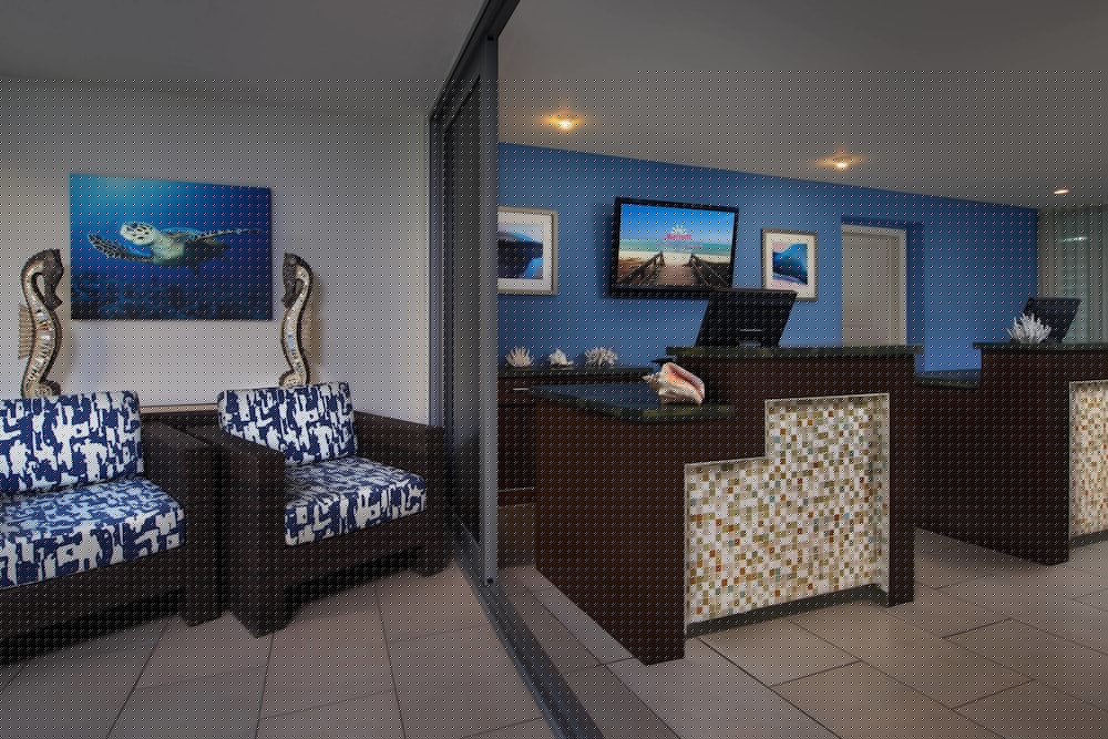 Marriott S Crystal Shores 19/26