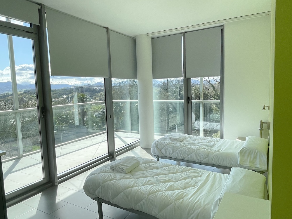 ROOM, DOUBLE BED, BALCONY