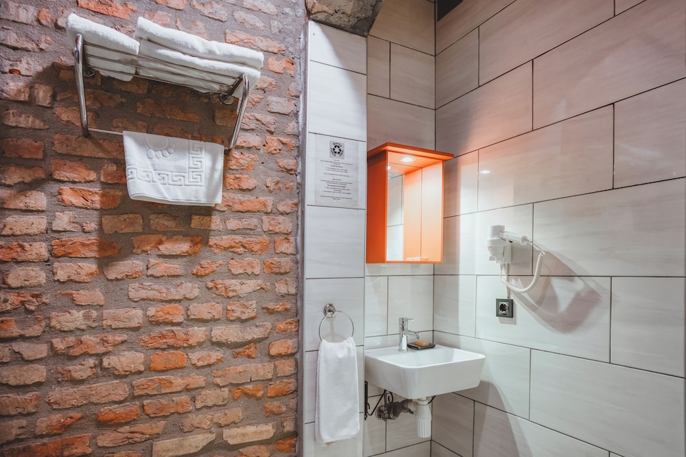 Novus Pera Hotel 43/45