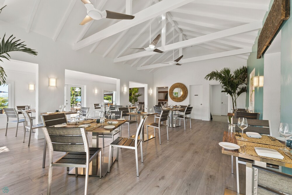 Romora Bay Resort Marina 32/50