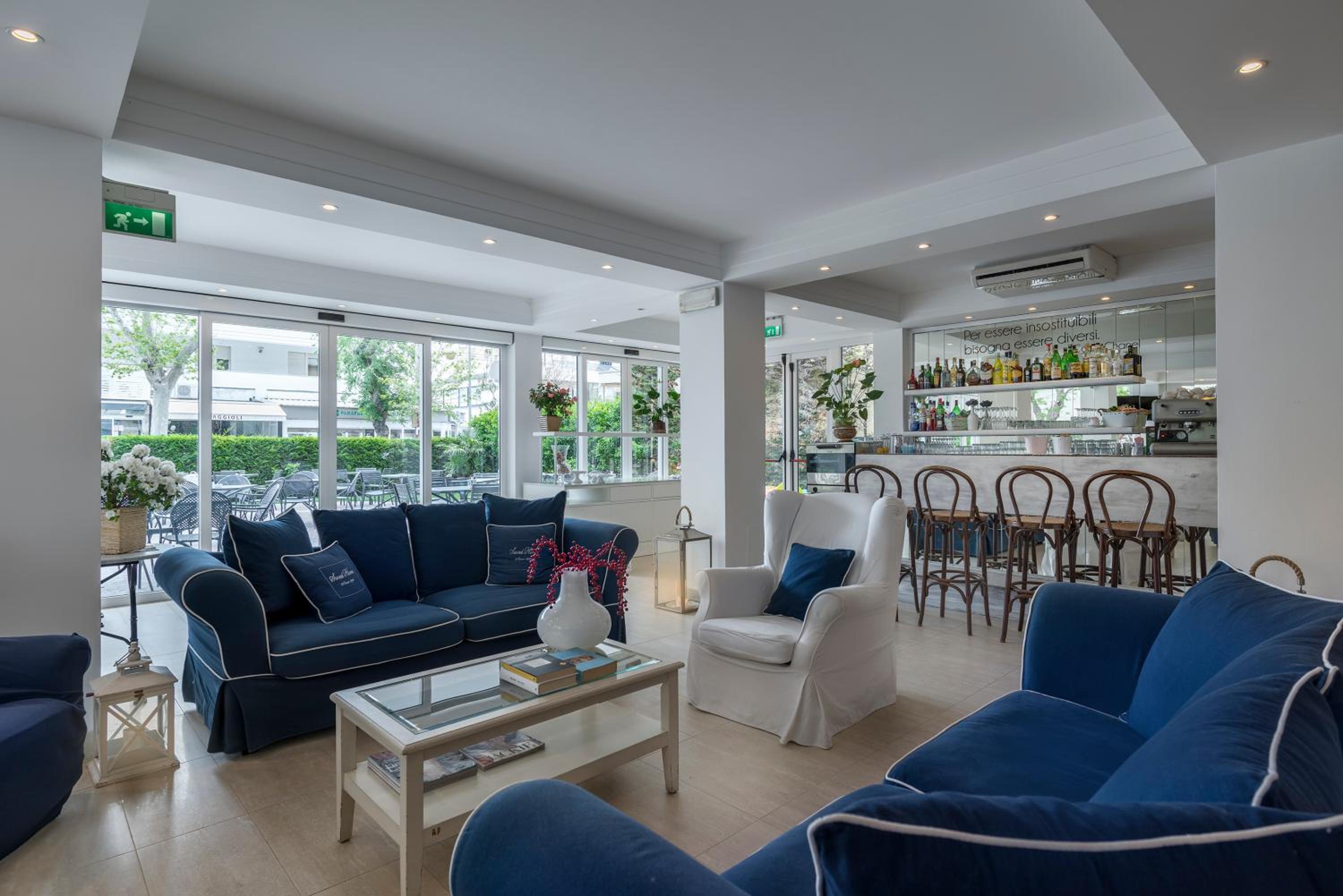 Hotel Corona 24/50