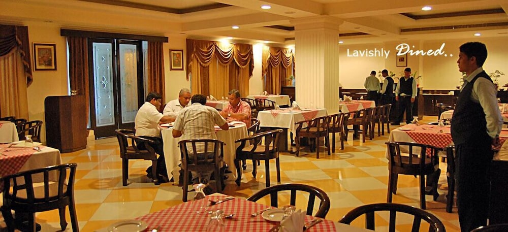 Hotel Rudra Continental 31/47