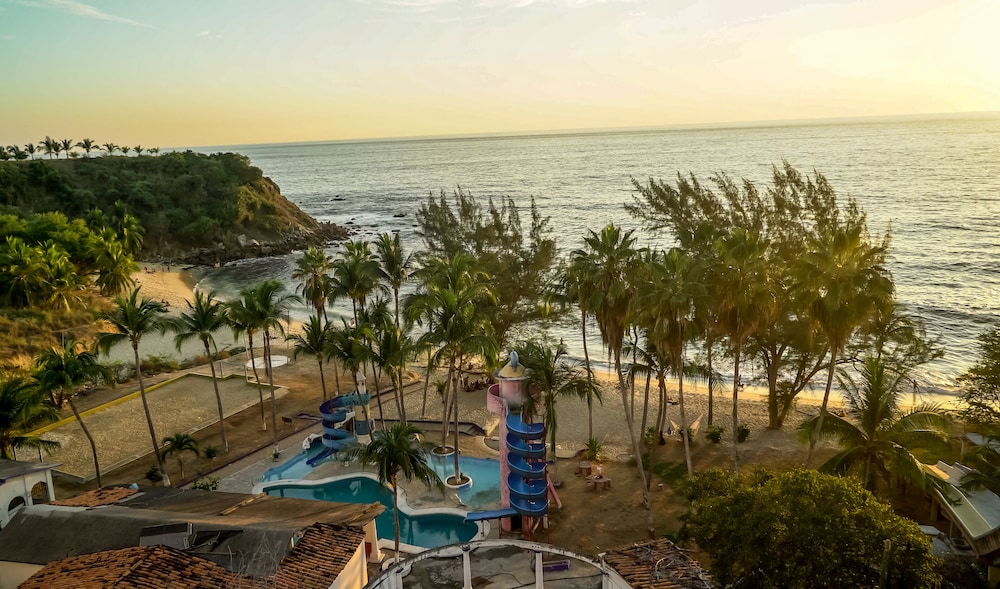Hotel Villa Mexicana Puerto Escondido 19/42