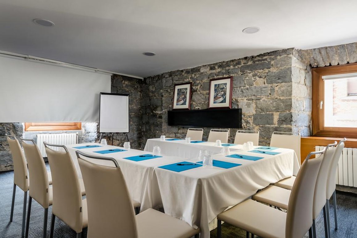 Hotel Balneario Orduna Plaza 68/74