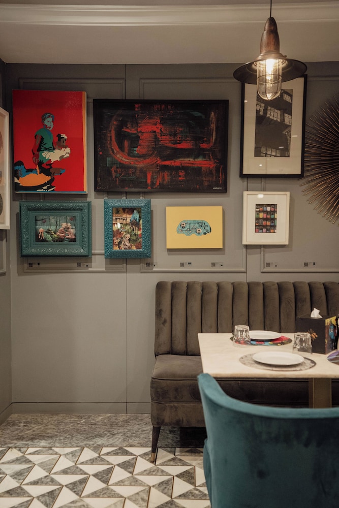 Ambiance Boutique Art Hotel Lahore 32/46