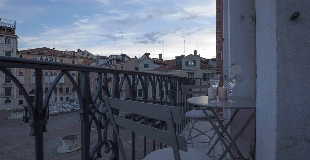 Hotel Palazzo Paruta 47/49