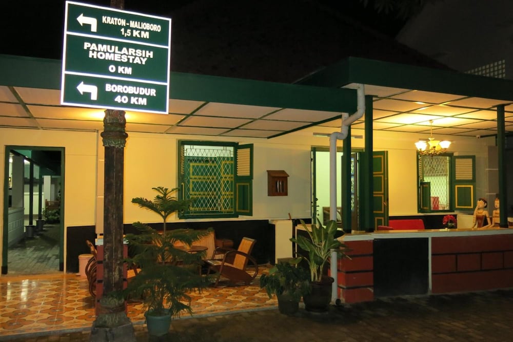 Pamularsih Homestay photo5