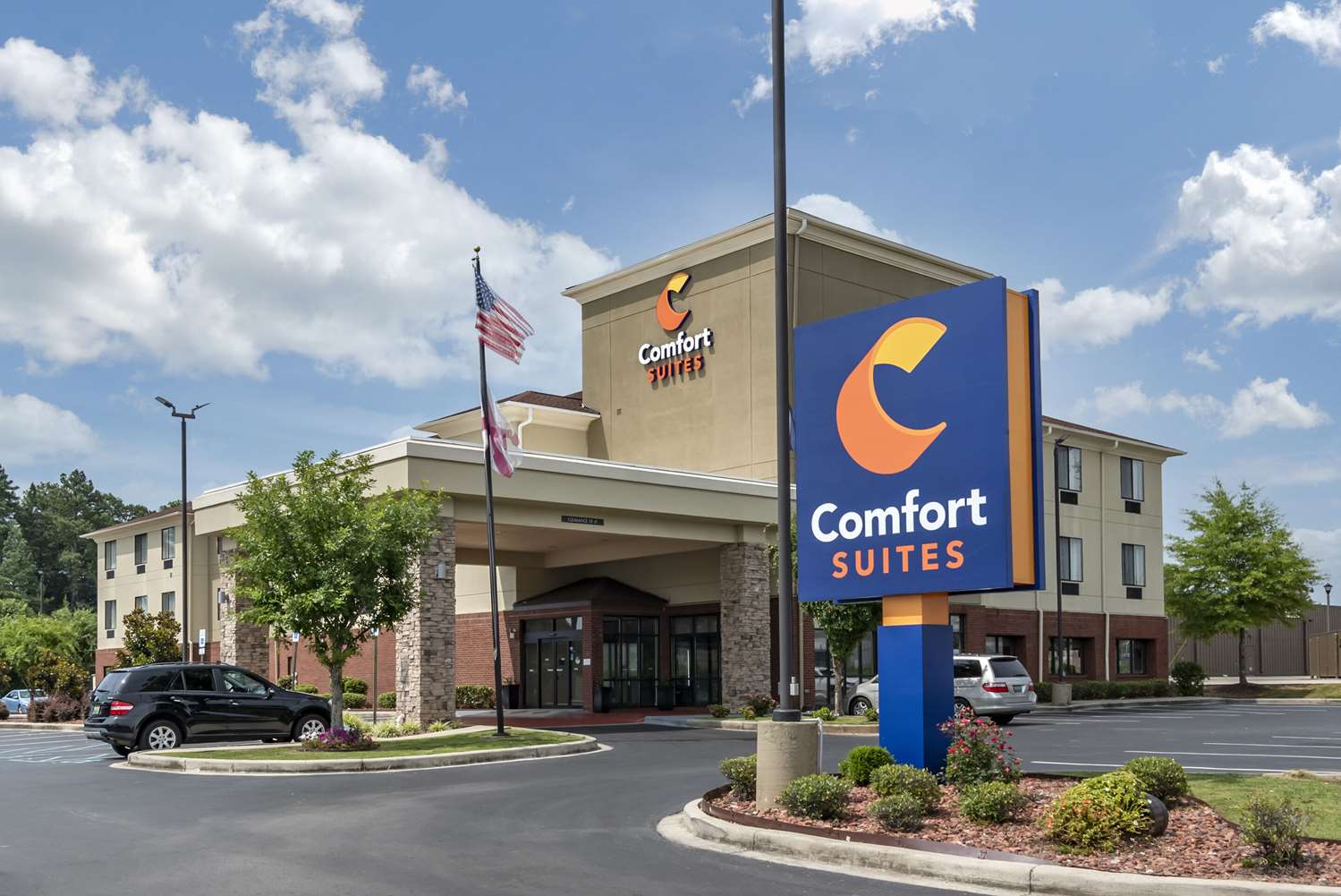 Comfort Suites Pell City near Logan Martin Lake 39/39