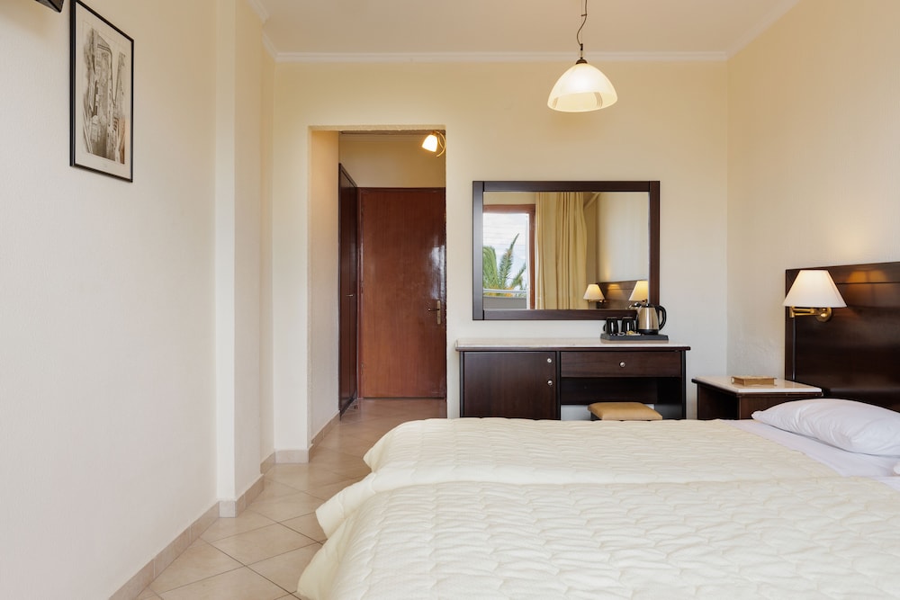 Aphrodite Beach Hotel Corfu 17/49