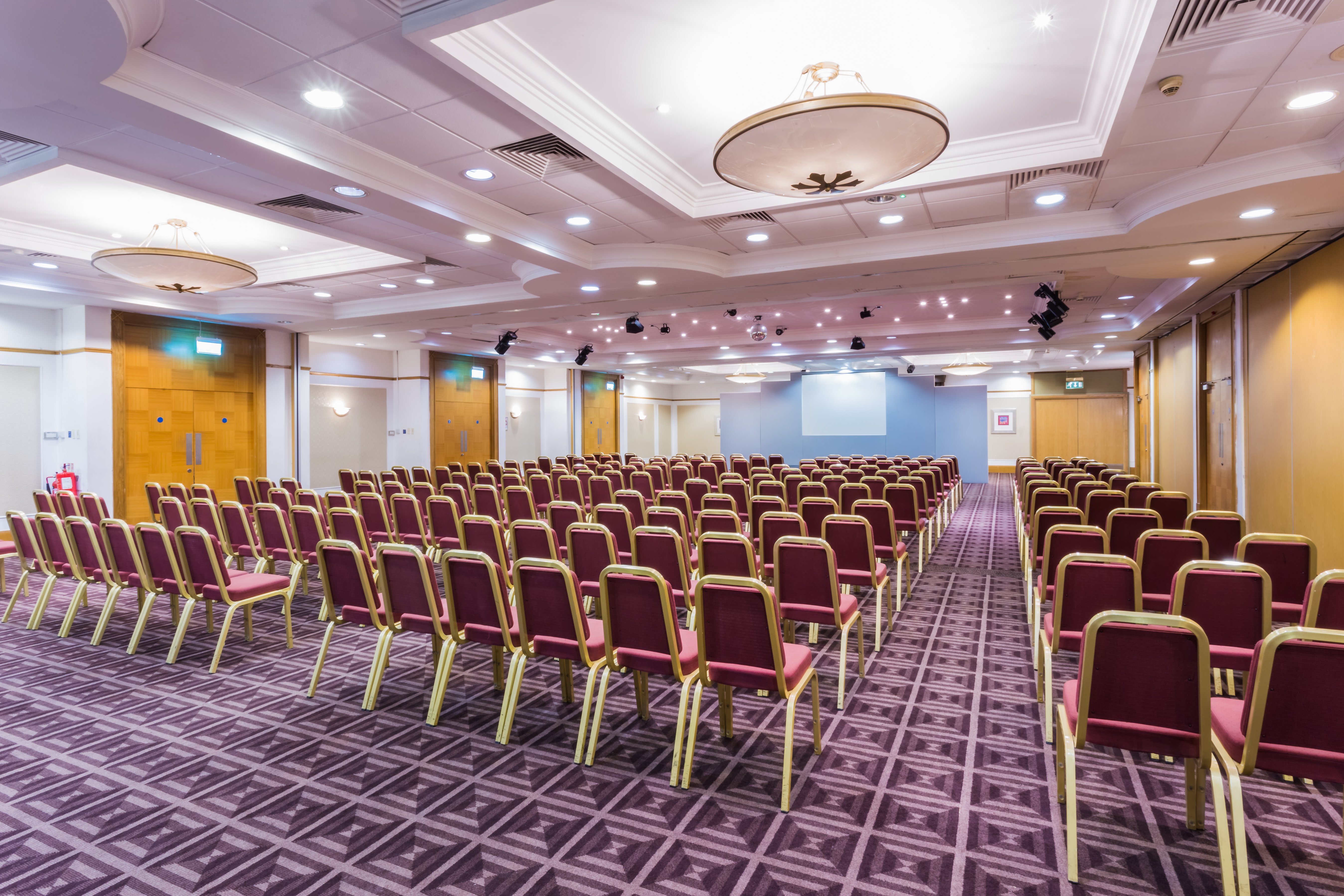 Holiday Inn Newcastle Gosforth Park By IHG 65/76
