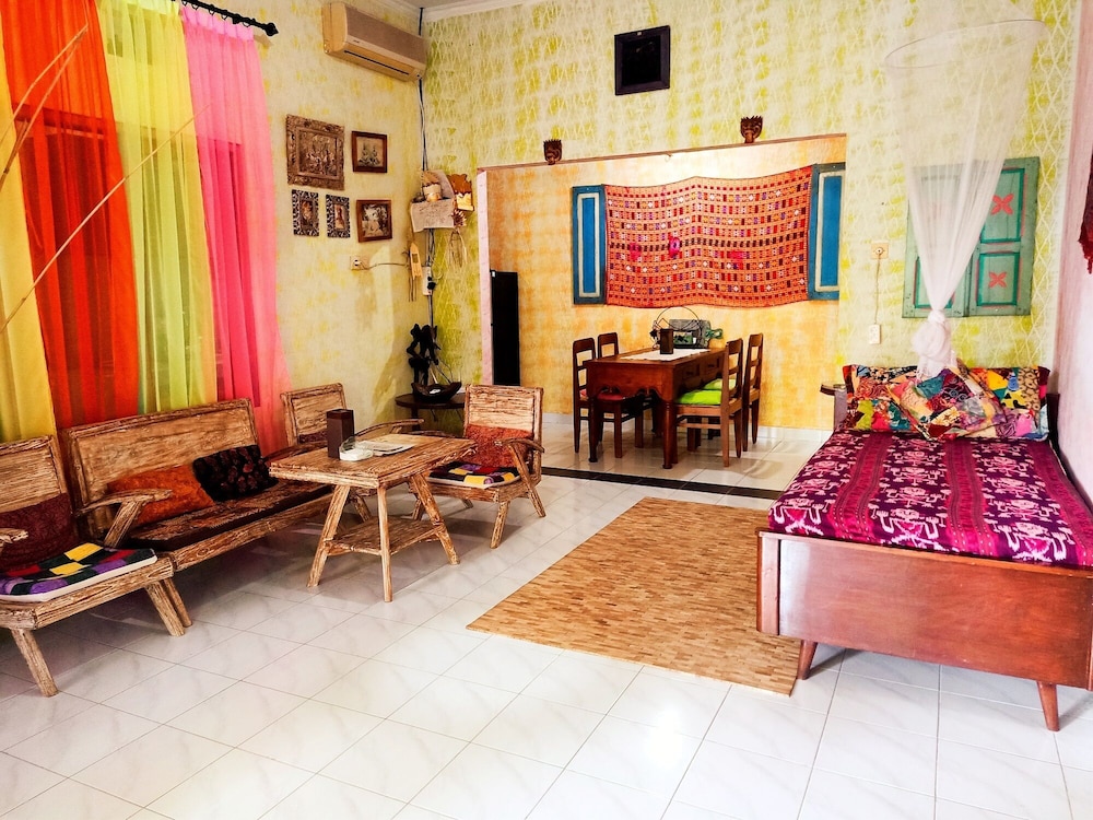 Santhika B&B 27/50