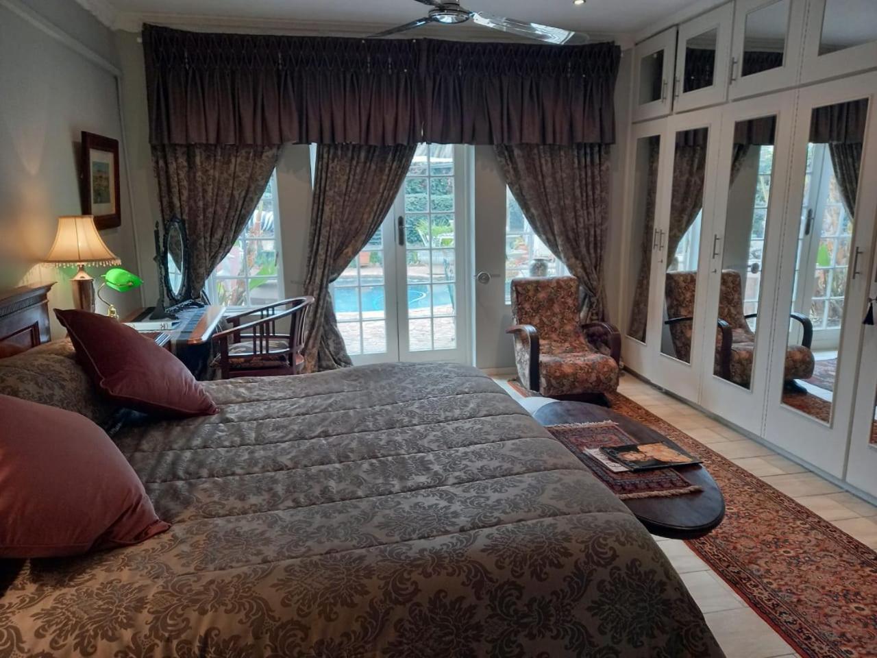 Michael-Angelo Guest House 9/19