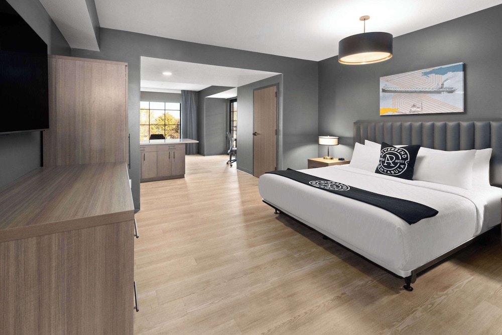 Riverbend Hotel and Suites, Trademark Collection by Wyndham 13/46