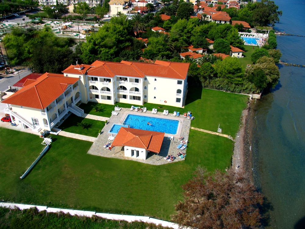 Maria Mare Apart-Hotel 51/61