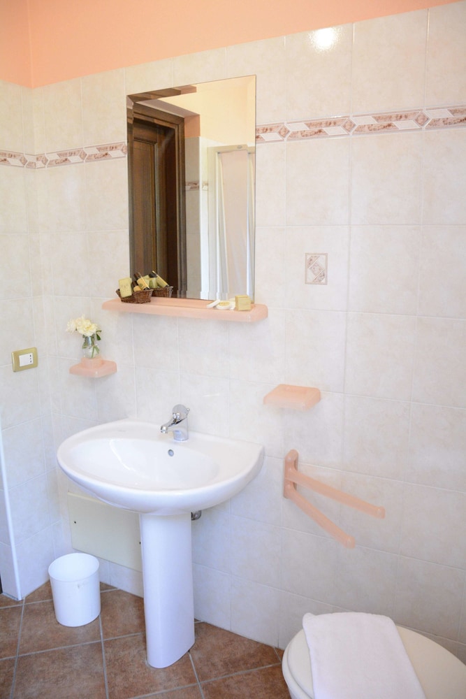 RESIDENCE FUNTANA NOA 49/50
