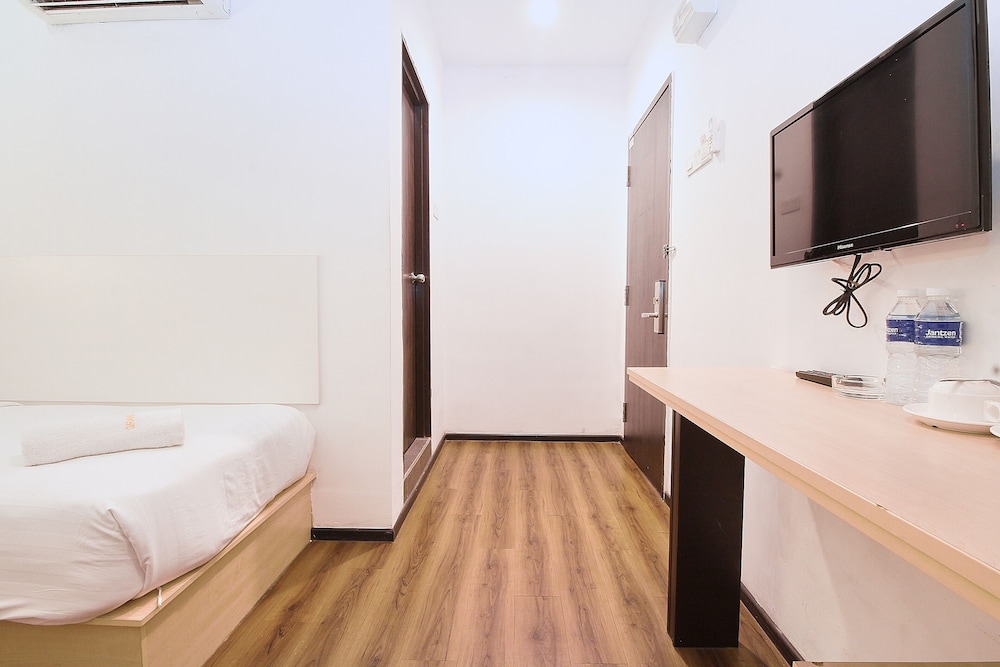 Hotel Zamburger Klang 11/28