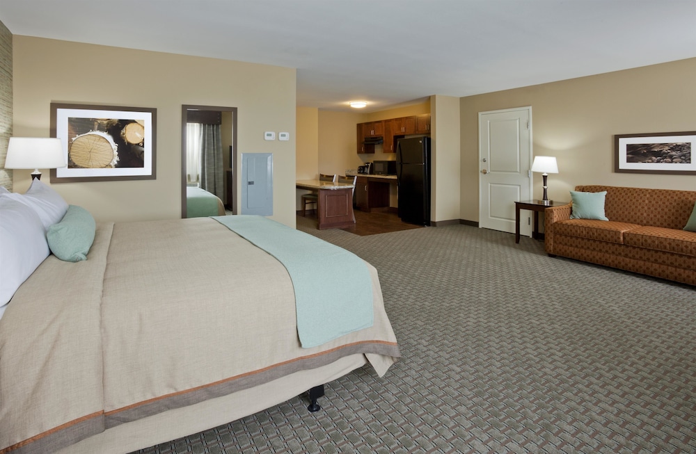 Grandstay Hotel And Suites Morris 7/52