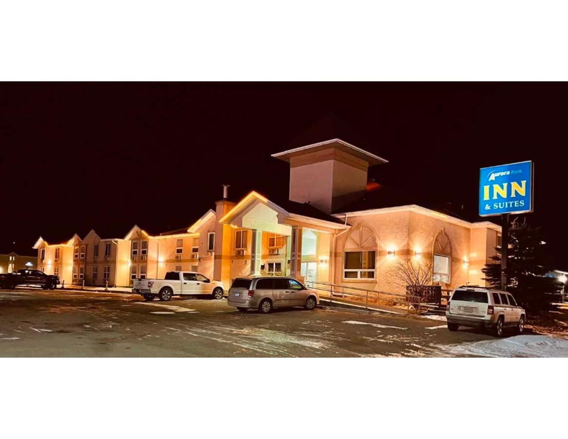 Aurora Park Inn & Suites 1/19