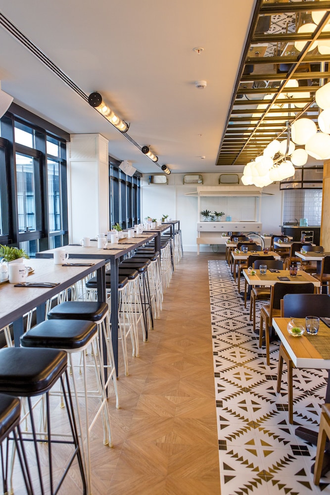 Only You Hotel Atocha 54/70