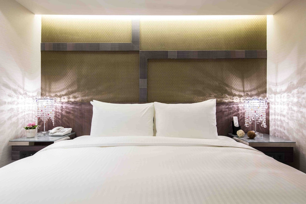 Hotel I Journey 9/64