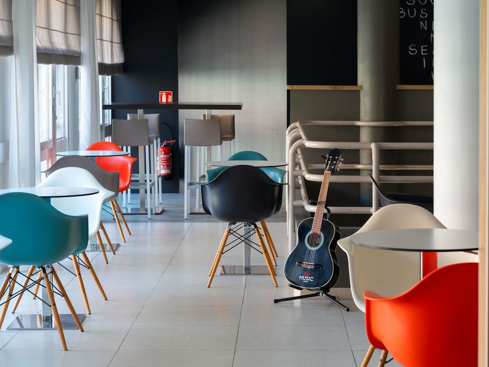 Ibis Epernay Centre Ville 50/63
