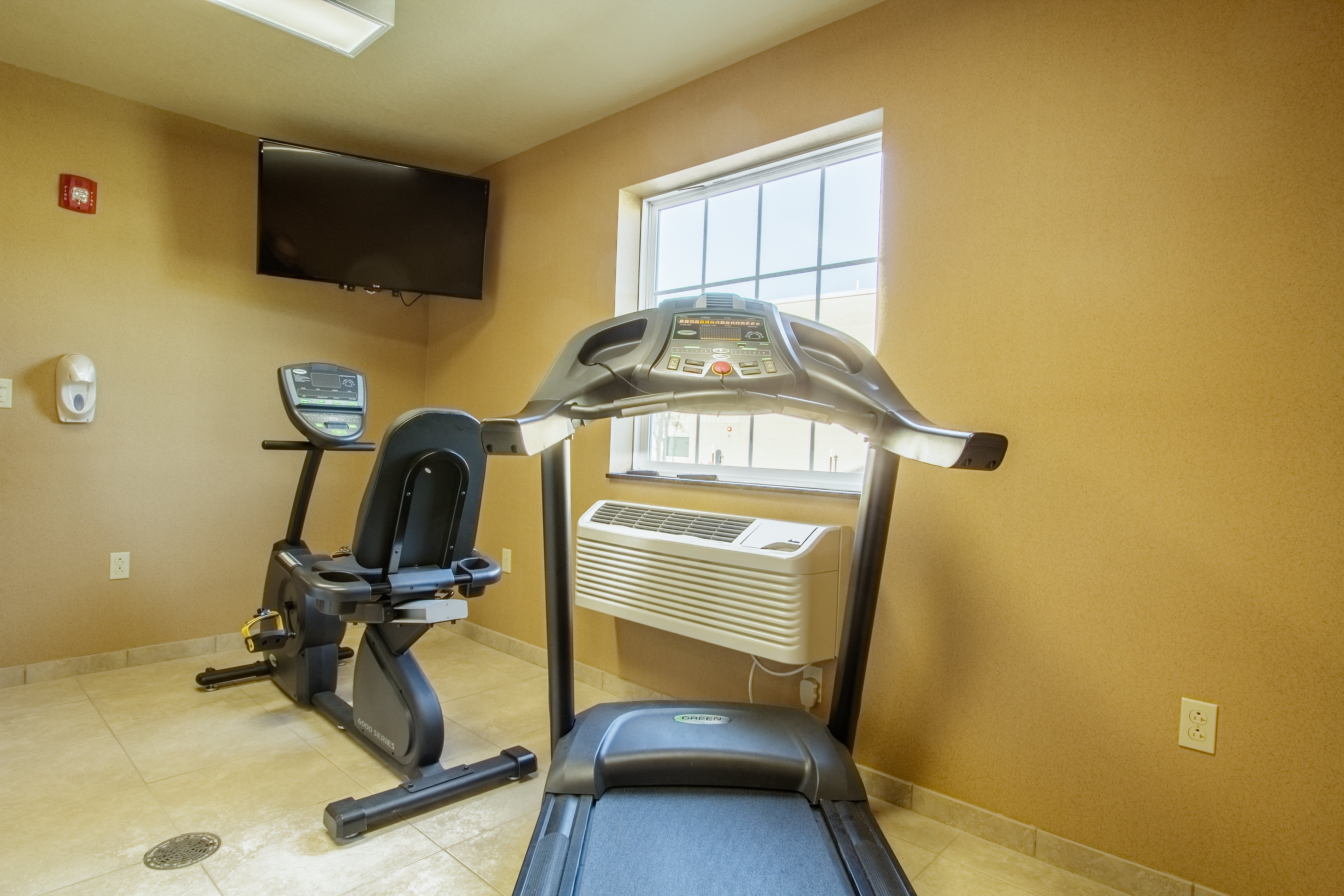 Cobblestone Inn Suites Corry Pa 45/70