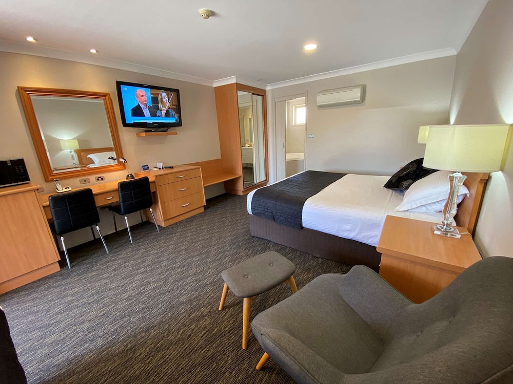 Best Western Plus All Settlers Motor Inn 14/34
