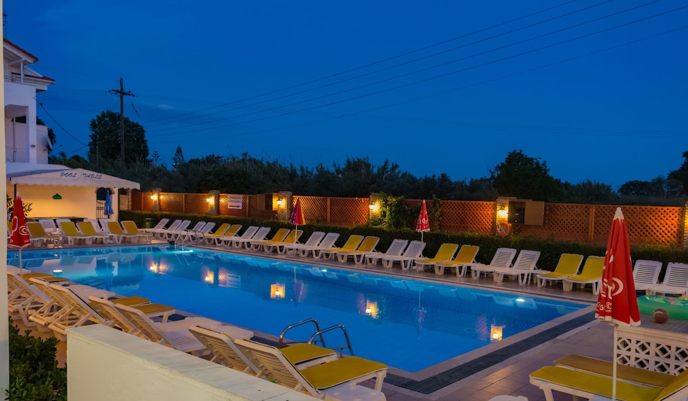 CHANDRIS APARTMENTS 9/71