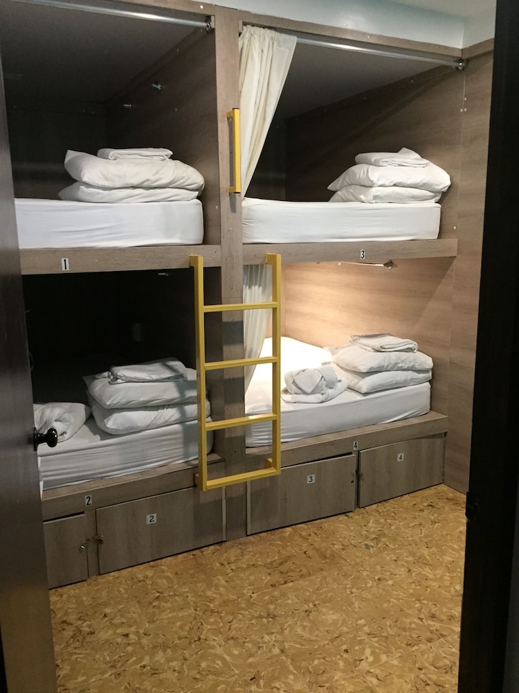 Hostal Casa 33 44/44