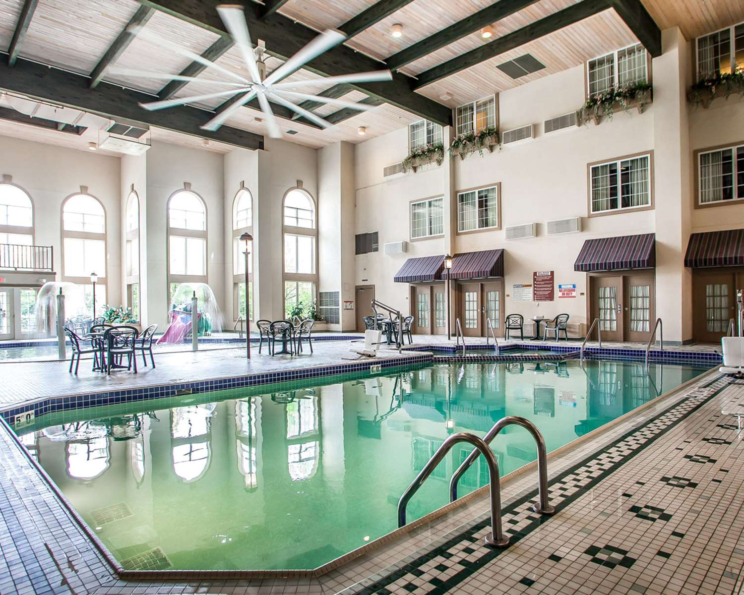 swimming pool spa
