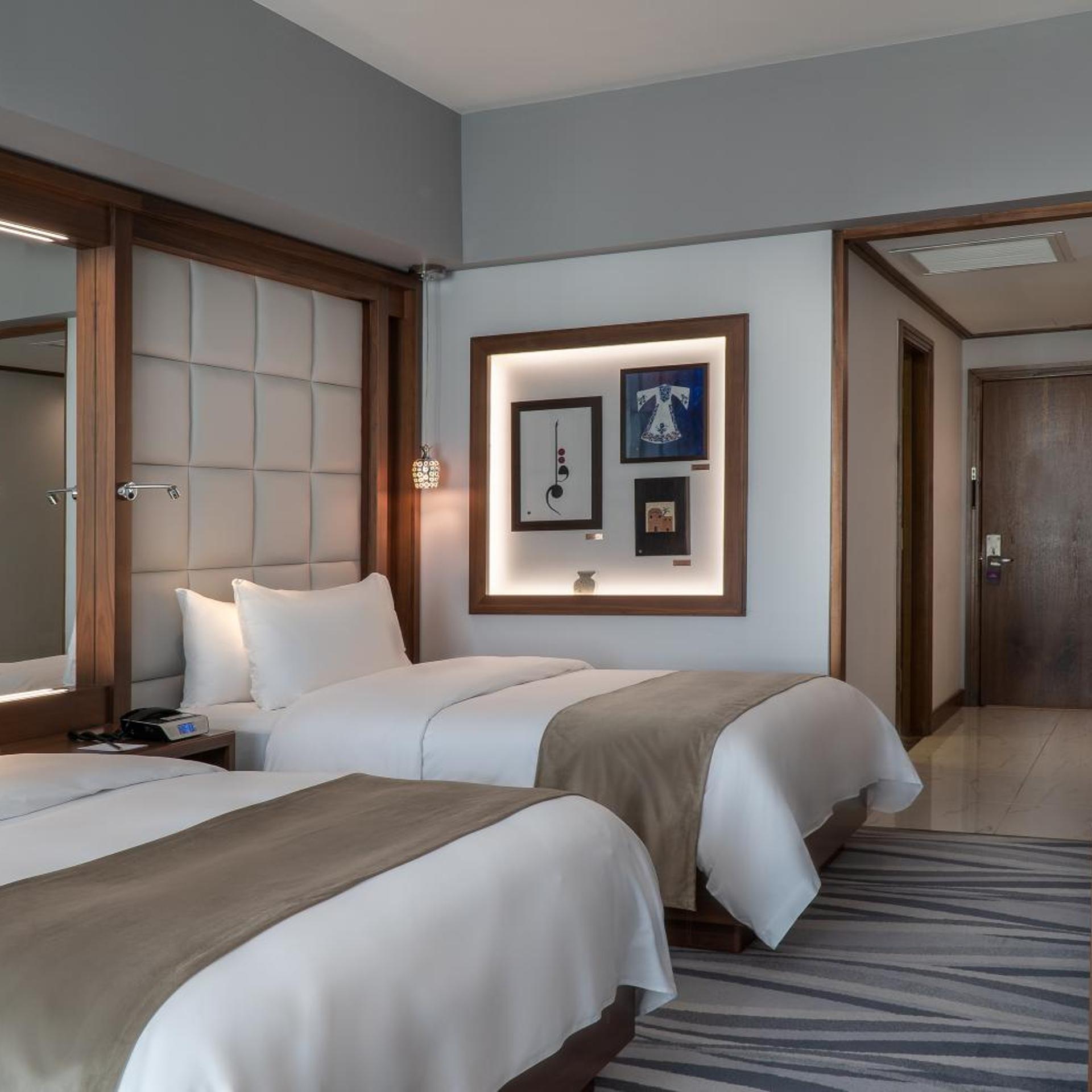 غرفة ديلوكس بسريرين منفصلين، Landmark Amman Hotel and Conference Center 2/5
