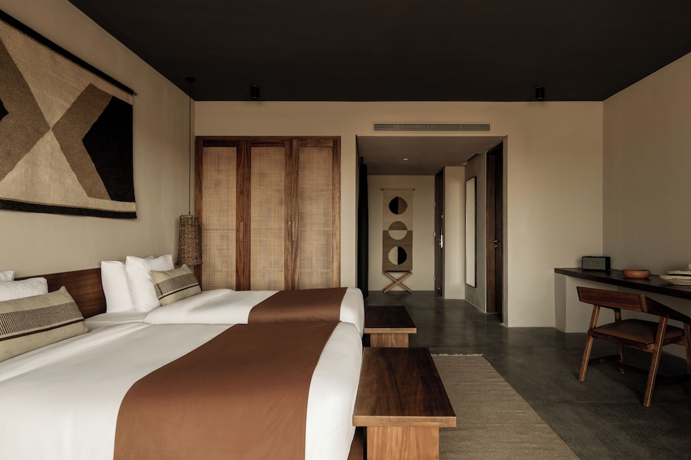 Swim Up, Junior Suite, Deluxe, Twin Beds
