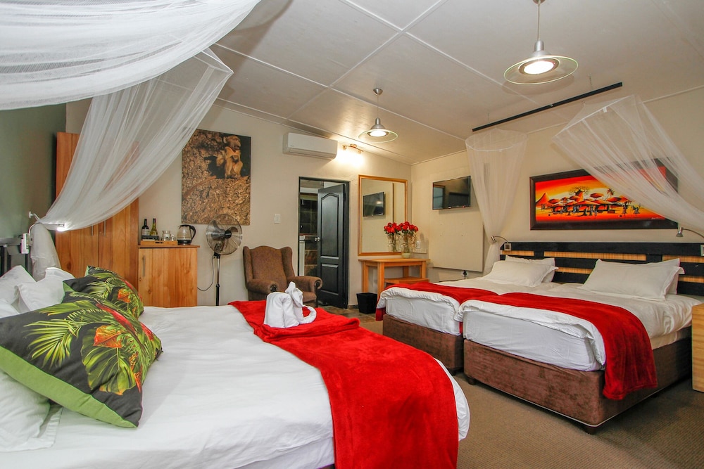 Umlilo Lodge 6/64