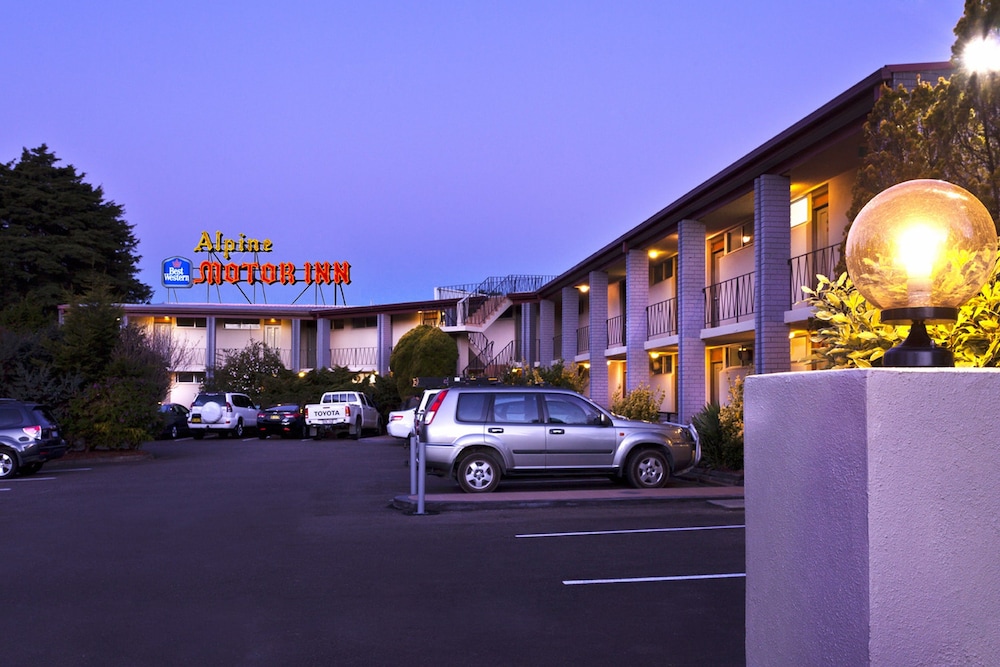 Best Western Alpine Motor Inn 1/18