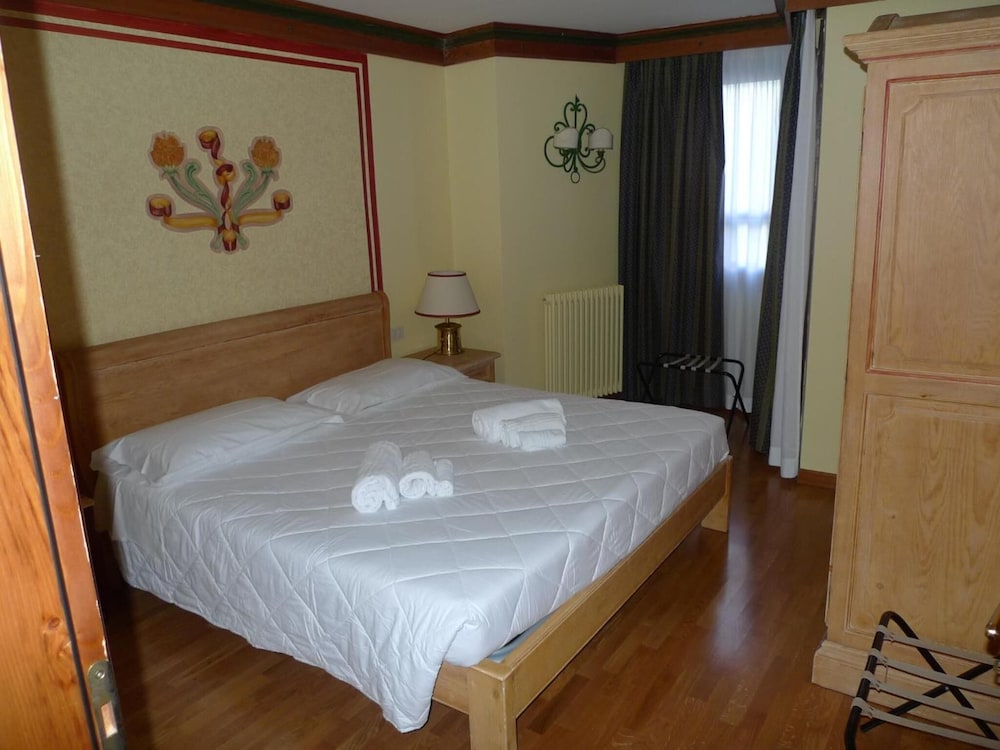 Hotel Residence Catturani 8/37